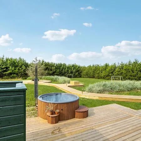 Holiday home 3 Bedroom Amazing In